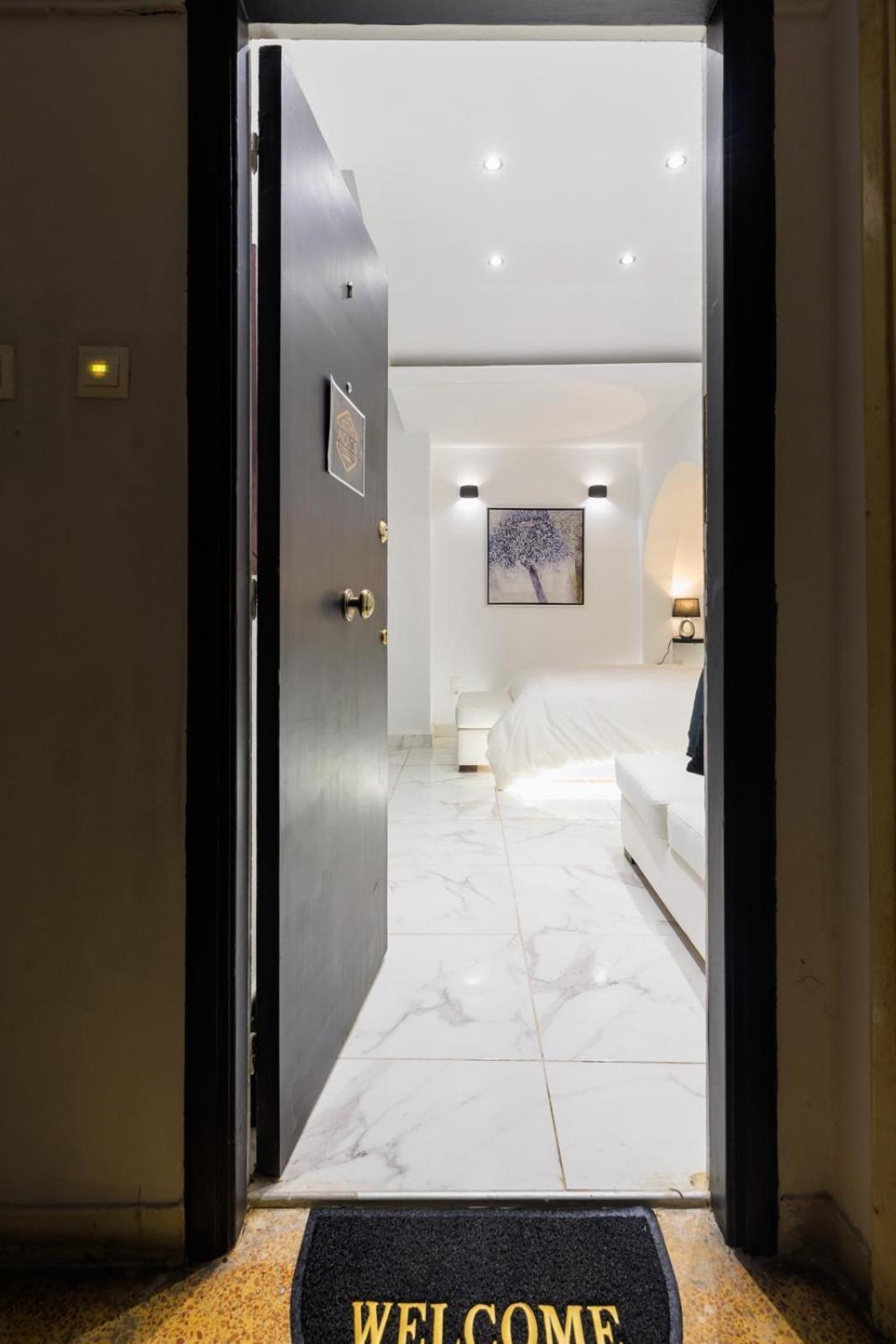 Aiolos Luxury Apartment Under Acropolis In Plaka Atenas Exterior foto