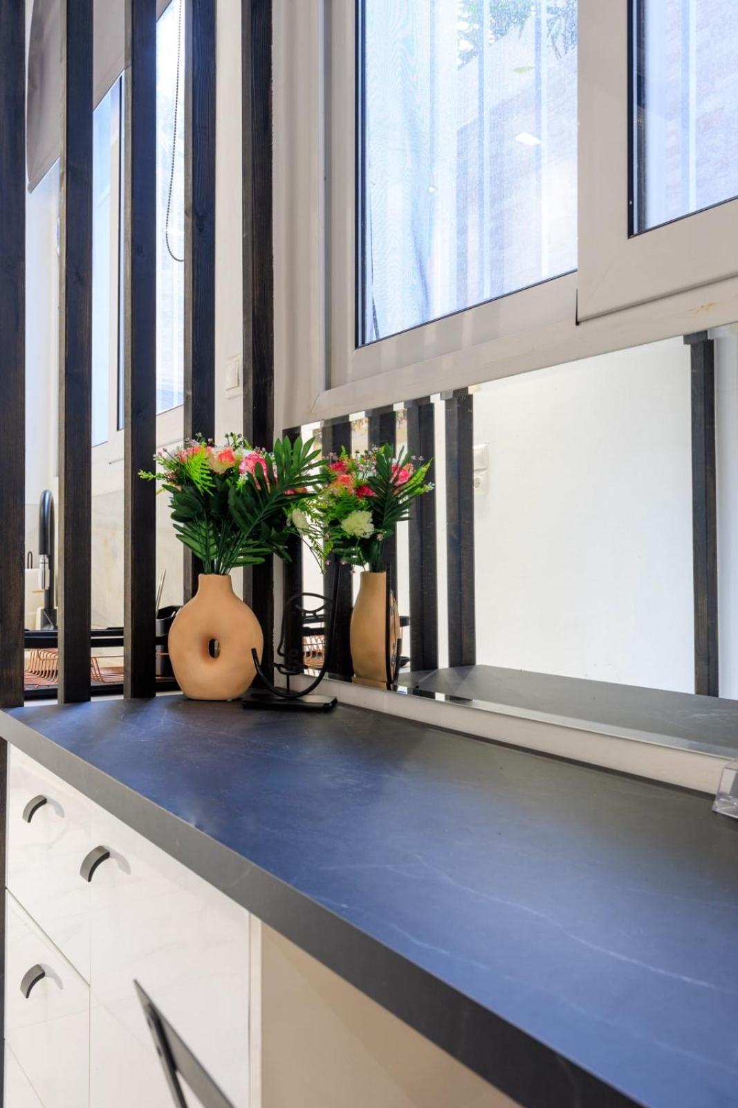 Aiolos Luxury Apartment Under Acropolis In Plaka Atenas Exterior foto